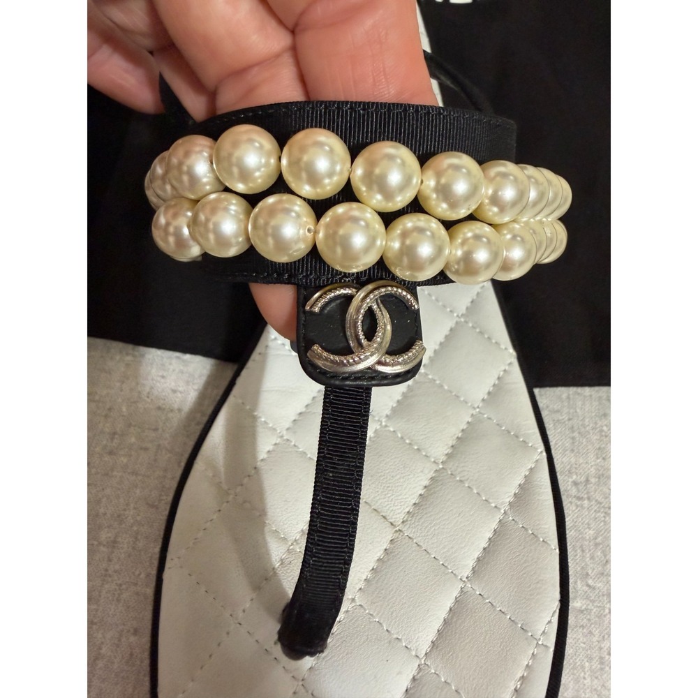Chanel Women's US Size 7 Black with Pearls Flat Buckle Thong Sandals $1,250 - Picture 8 of 16